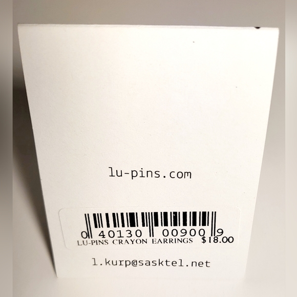 Pencil Crayon Earrings - Picture 4 of 4